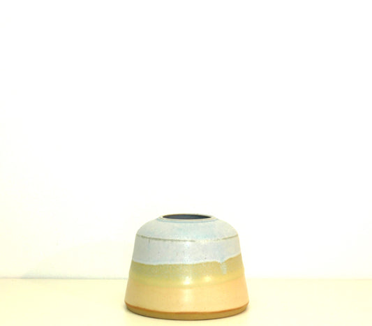 Mini vase de la collection Natsu fabriqué par Benoît Guérin Céramiste