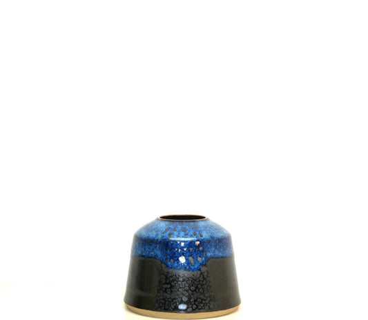 Mini vase de la collection Fuyu fabriqué par Benoît Guérin Céramiste
